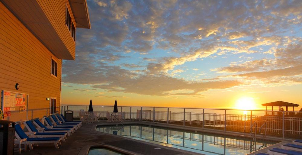 Pismo Lighthouse Hotel