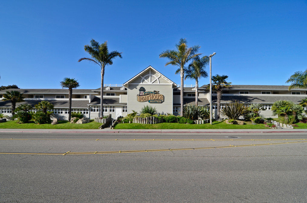 Pismo Lighthouse 3*